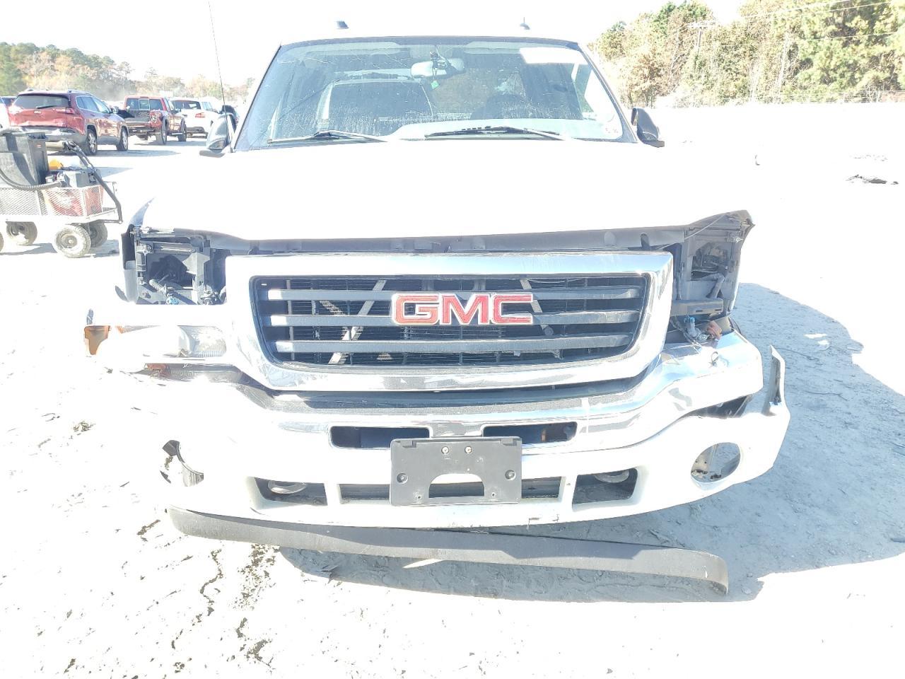 2005 GMC SIERRA 1500