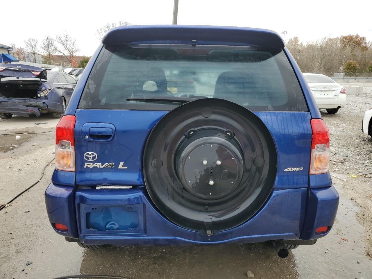 2002 TOYOTA RAV4