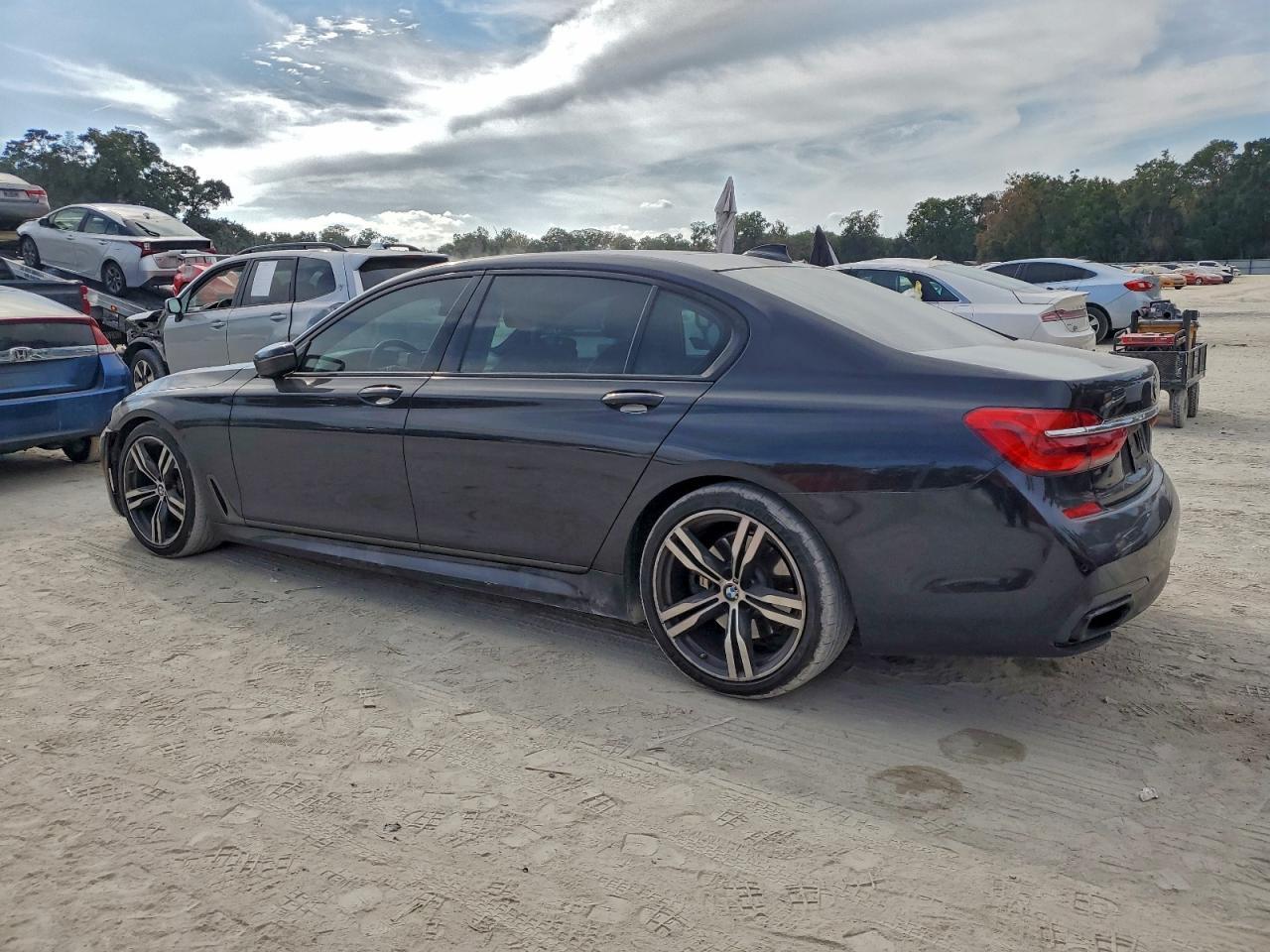 2016 BMW 7 series