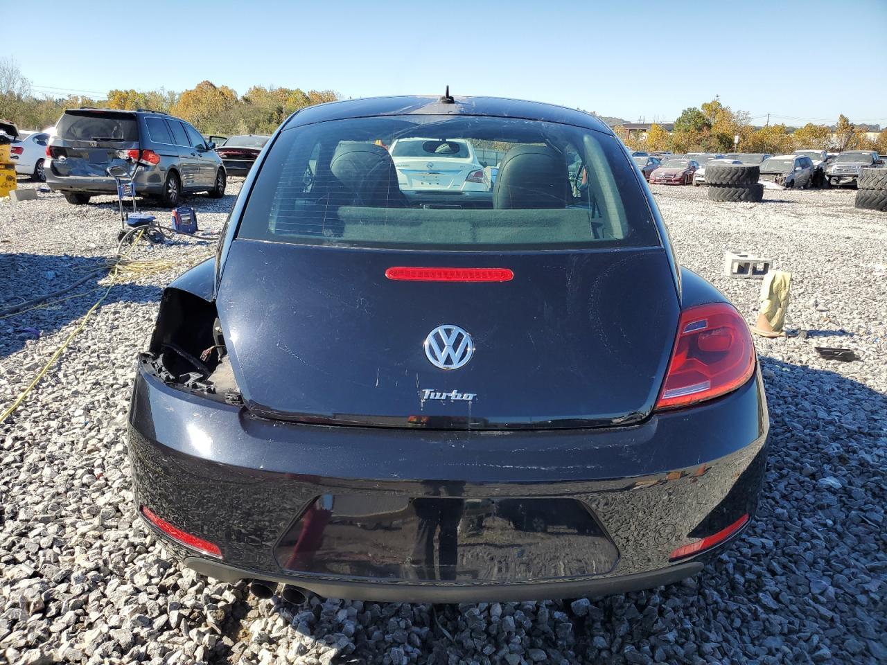 2016 VOLKSWAGEN Beetle