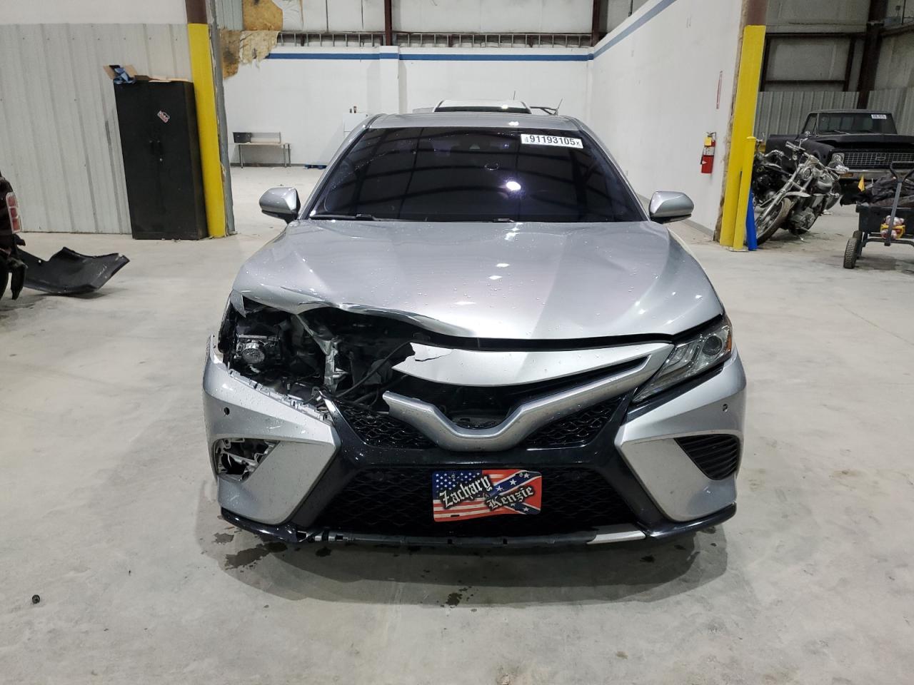 2018 TOYOTA CAMRY