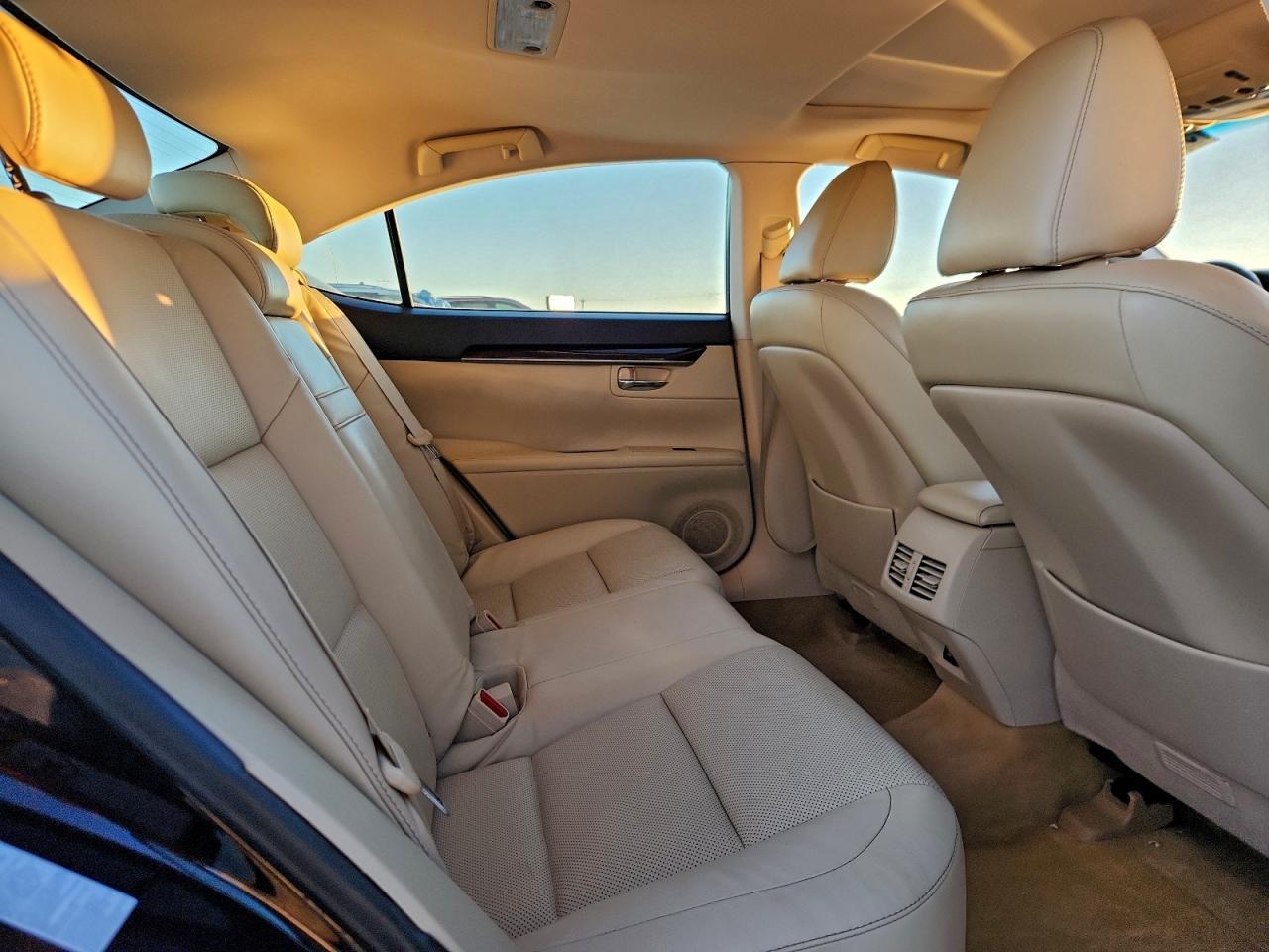 2013 LEXUS ES 350