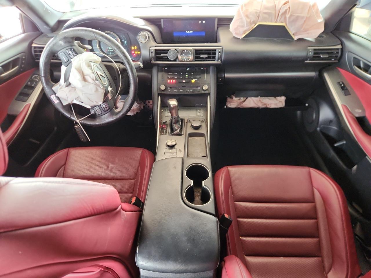 2018 LEXUS IS 300