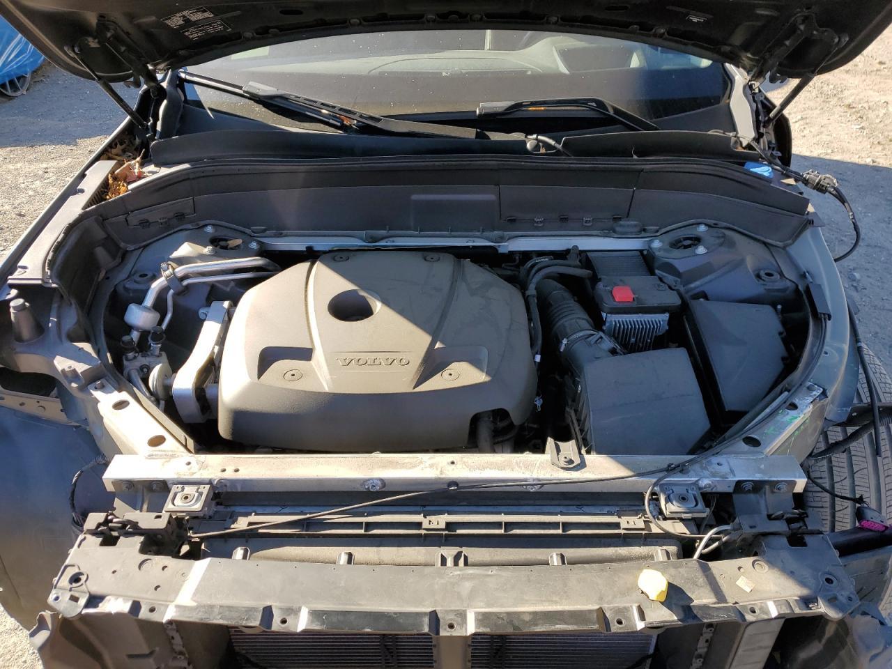 2019 VOLVO XC90