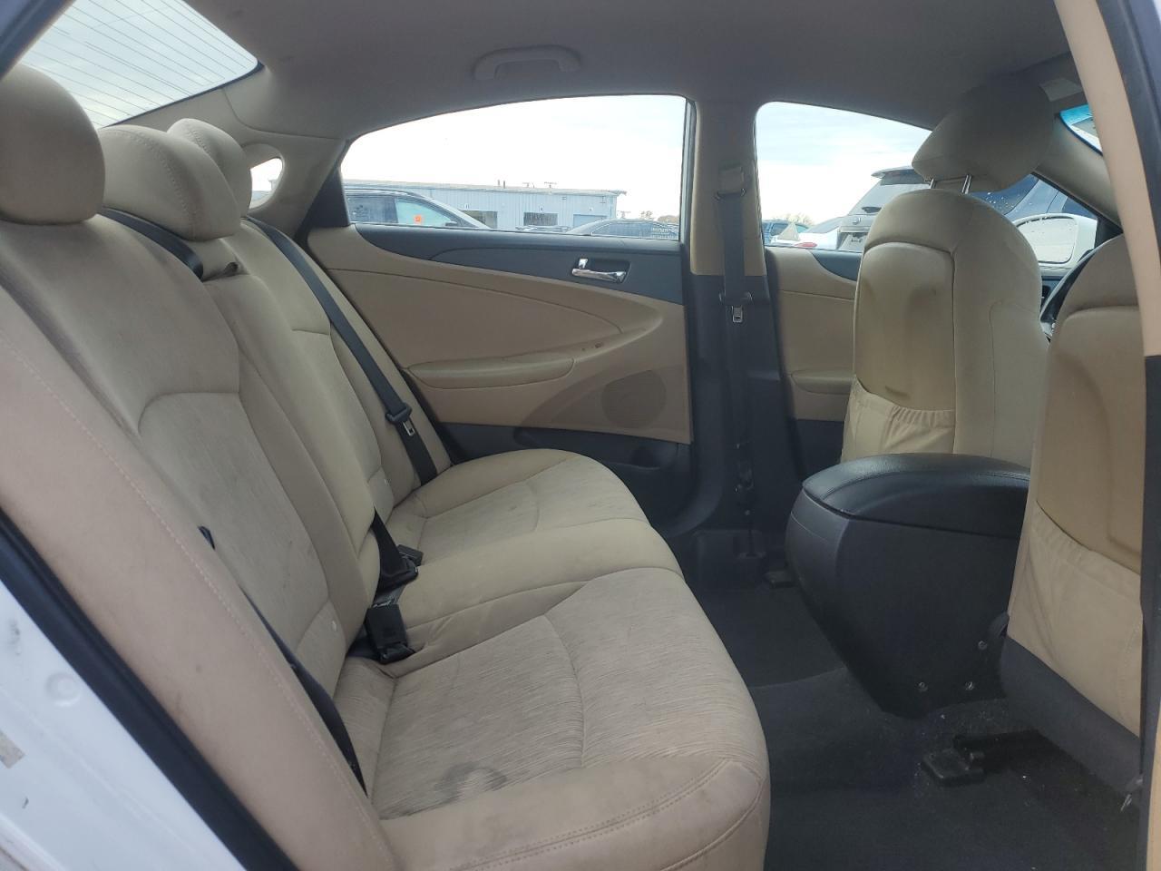 2011 HYUNDAI SONATA