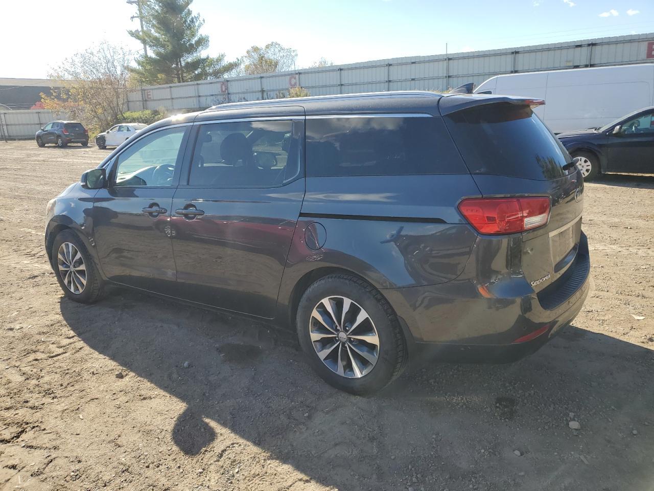2016 KIA SEDONA