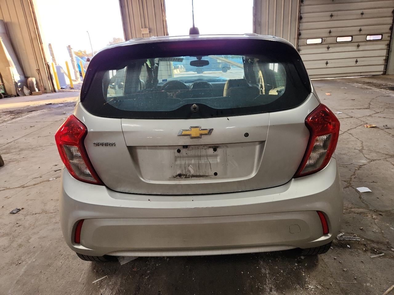 2017 CHEVROLET Spark