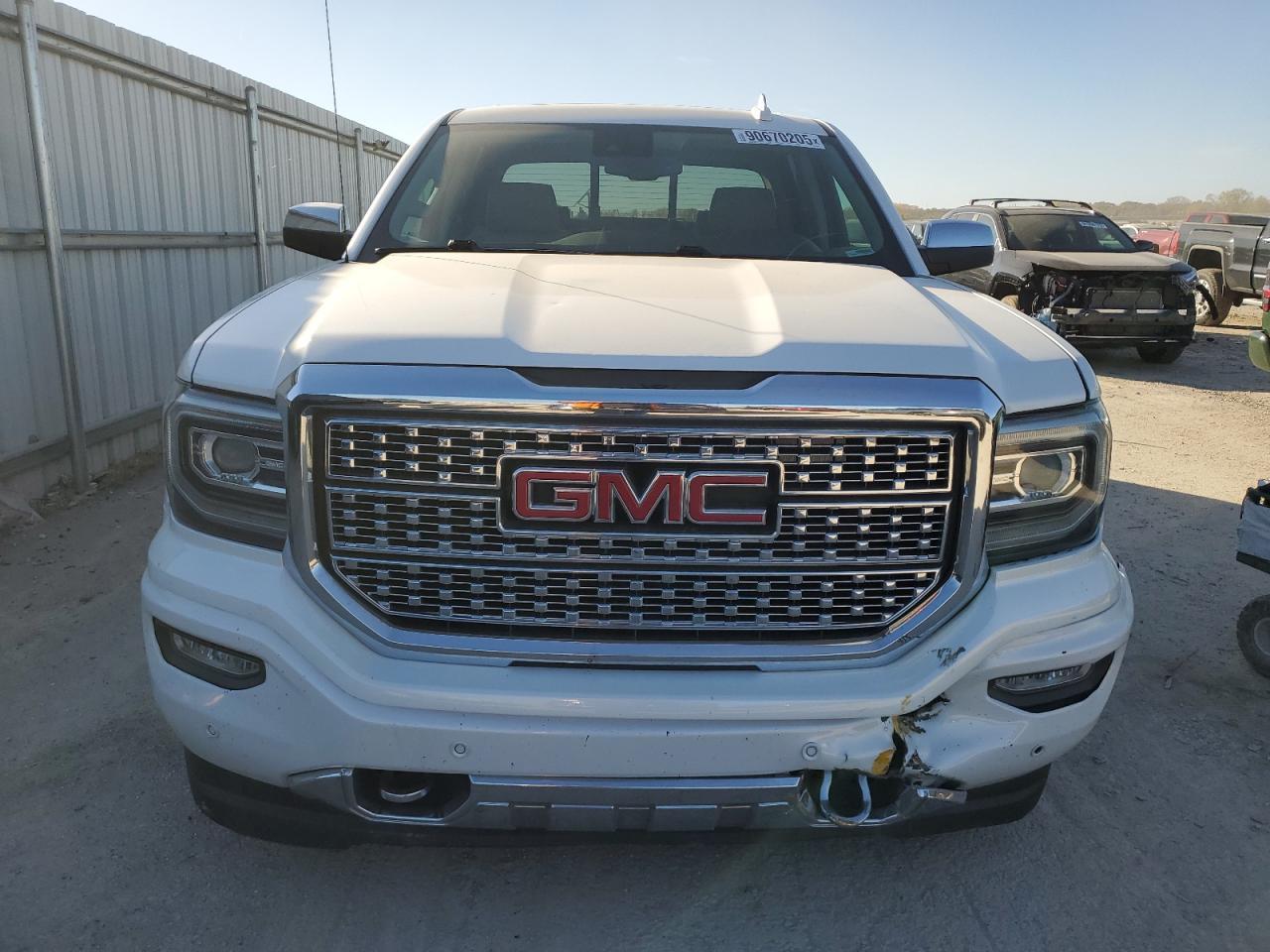 2018 GMC Sierra