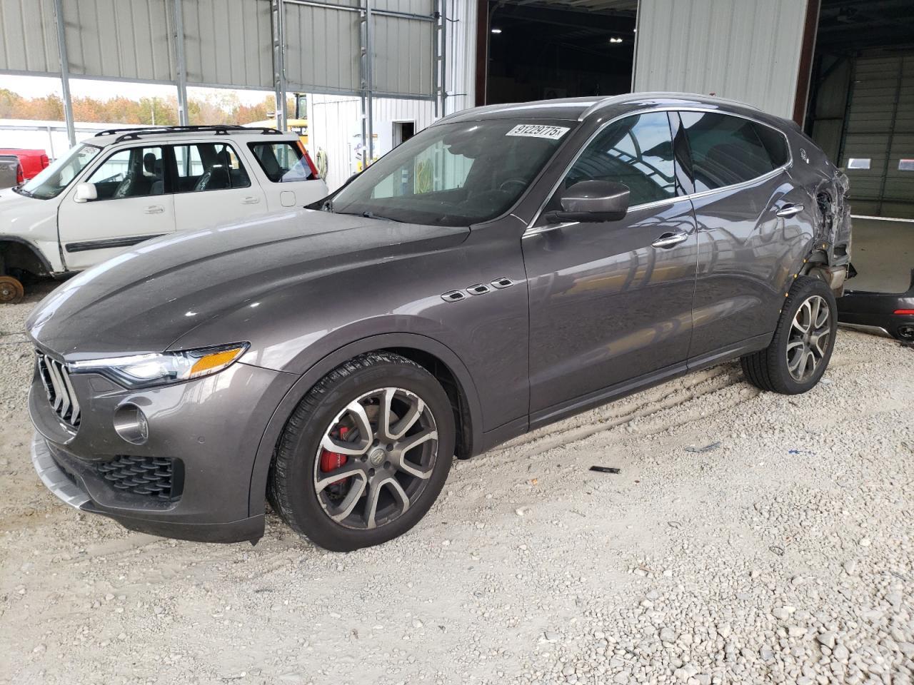 2017 MASERATI Levante
