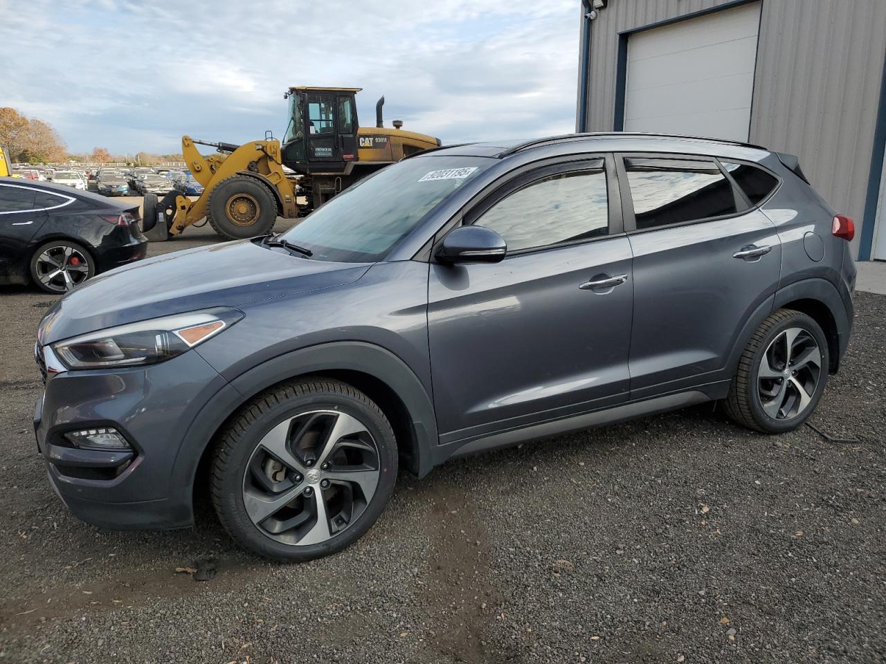 2016 HYUNDAI TUCSON