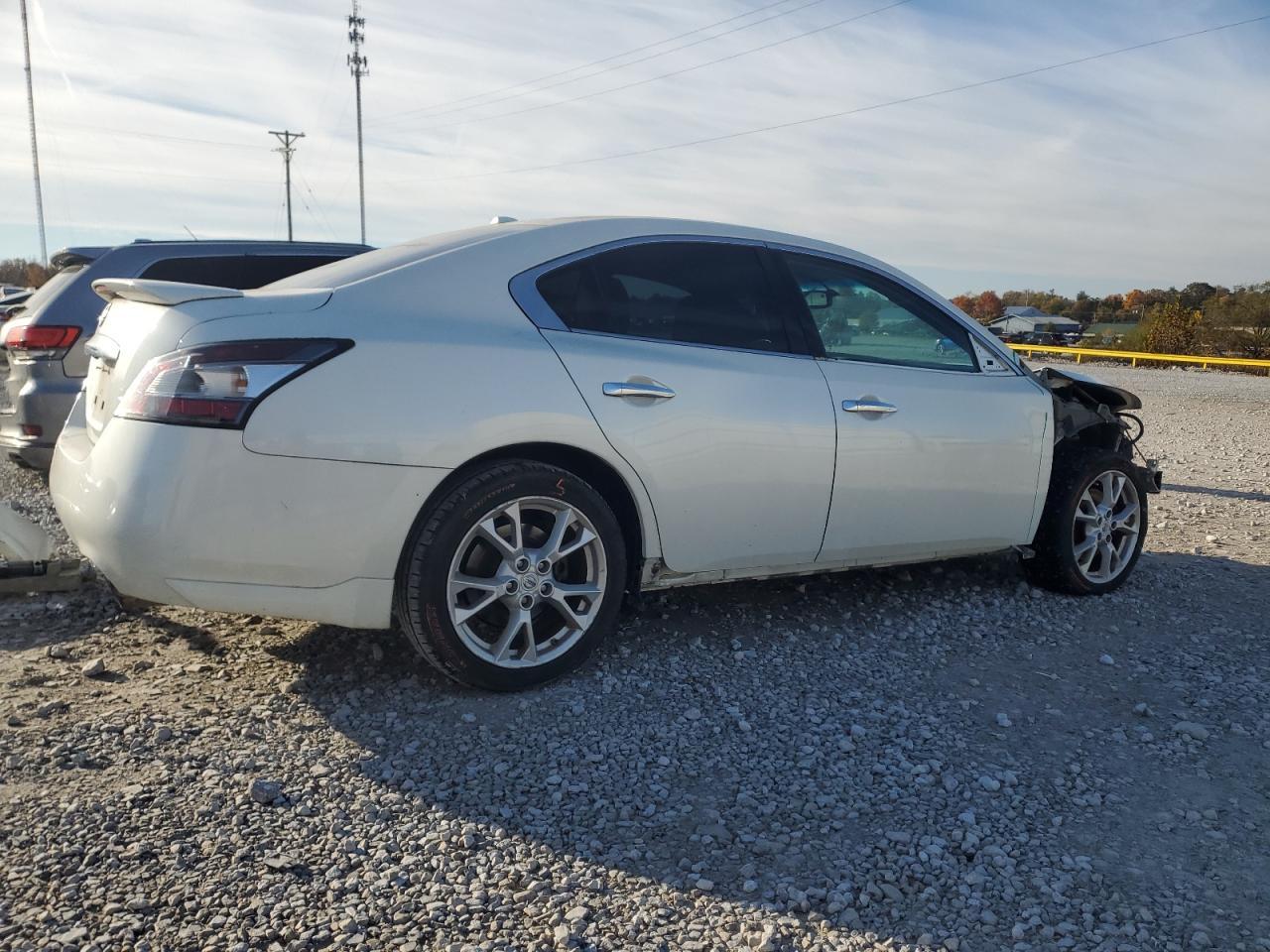 2014 NISSAN Maxima