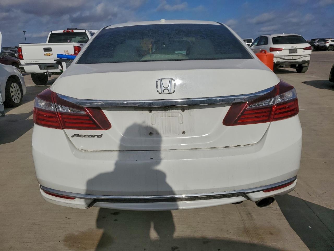 2017 HONDA ACCORD