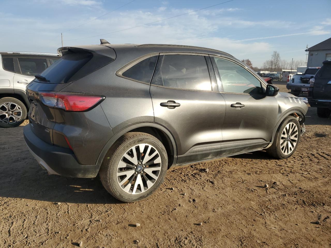 2020 FORD ESCAPE