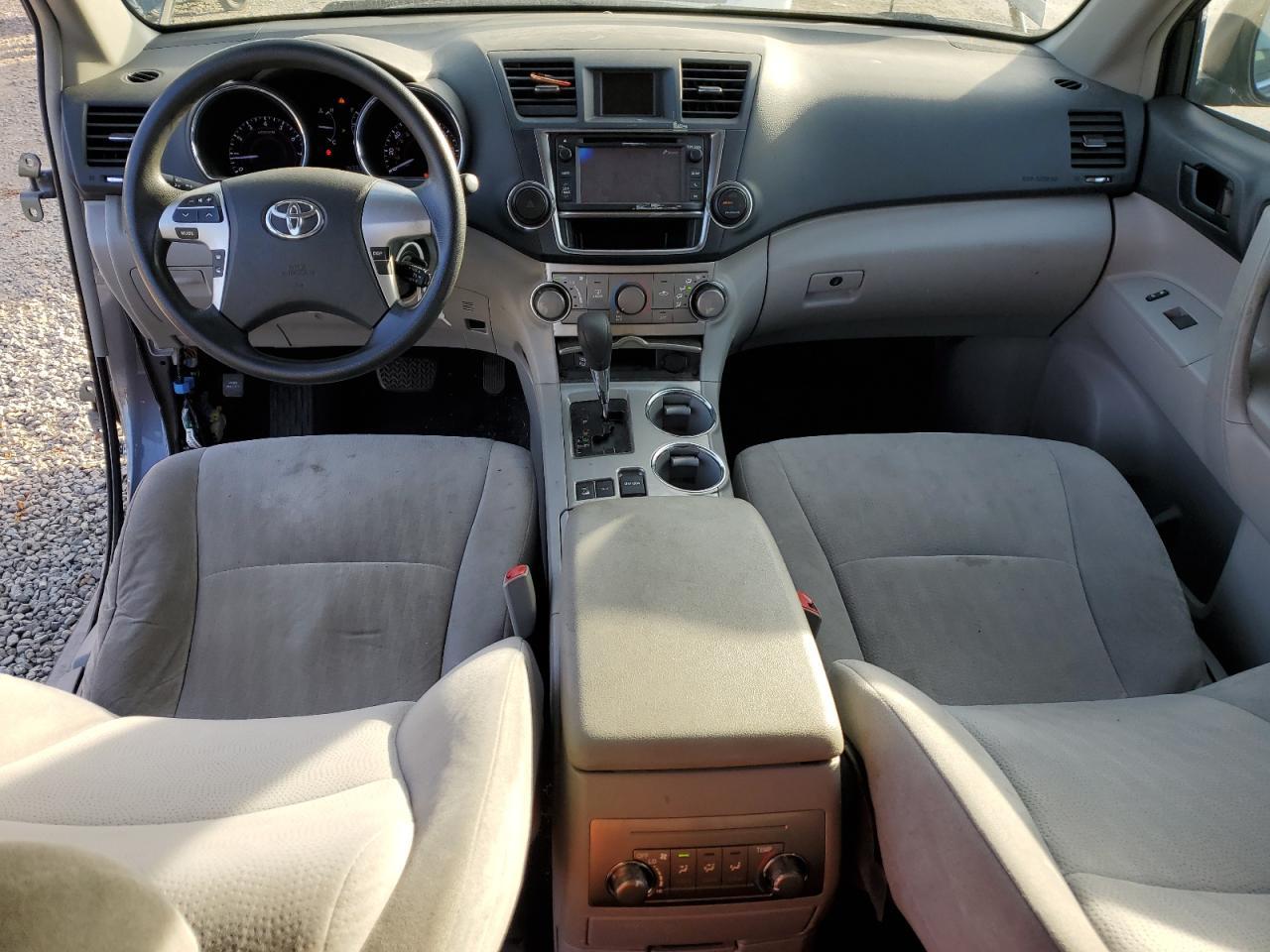 2013 TOYOTA HIGHLANDER