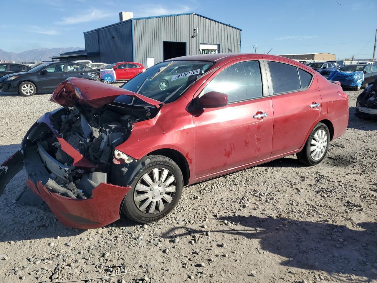 2015 NISSAN VERSA