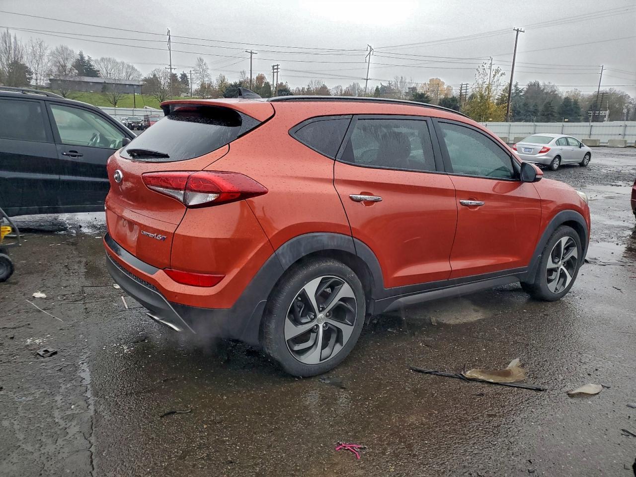 2016 HYUNDAI TUCSON
