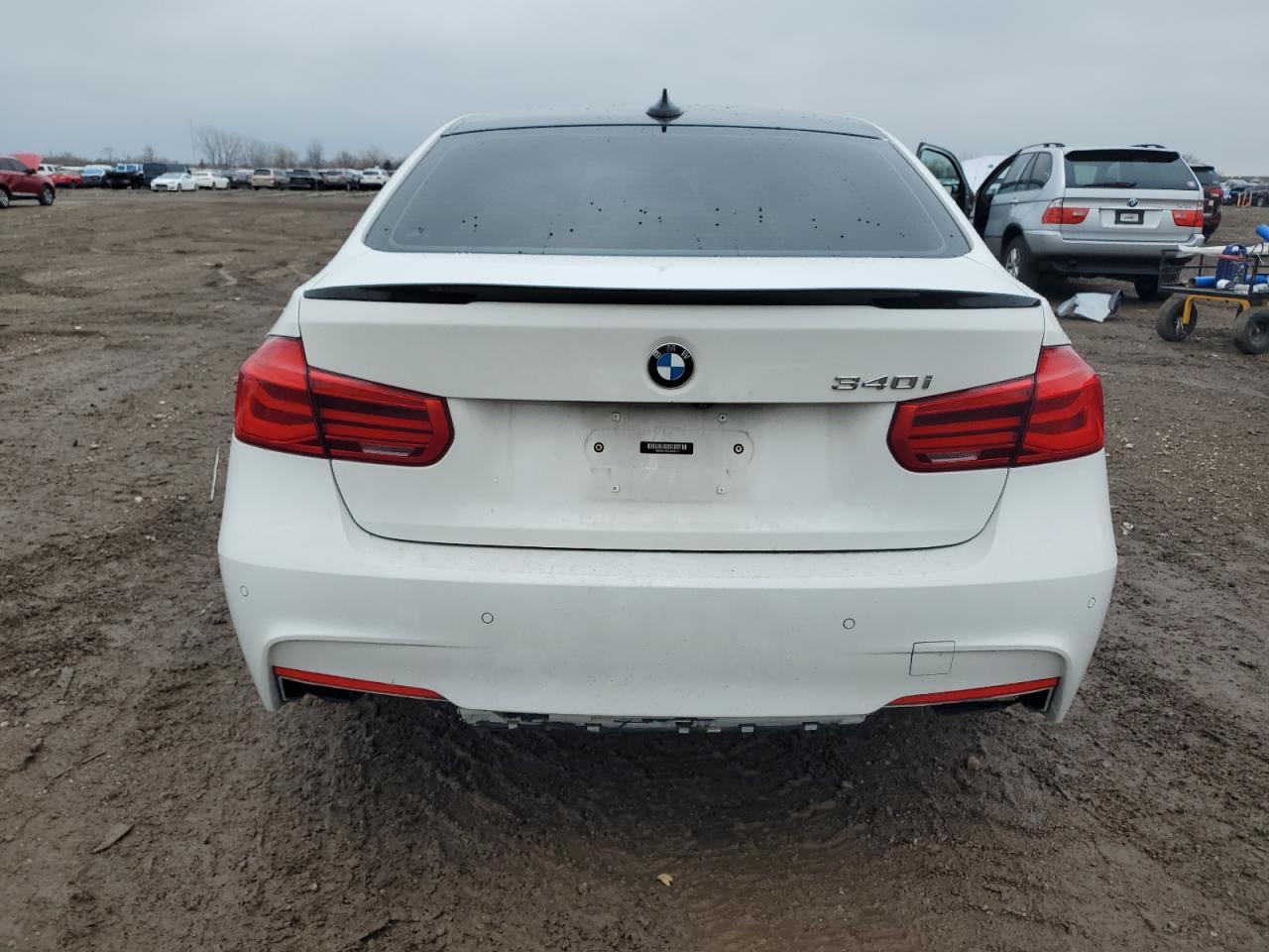2018 BMW 3 SERIES