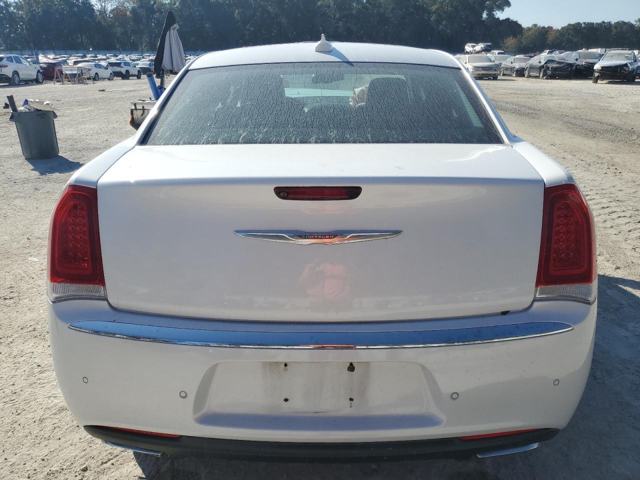 2015 CHRYSLER 300