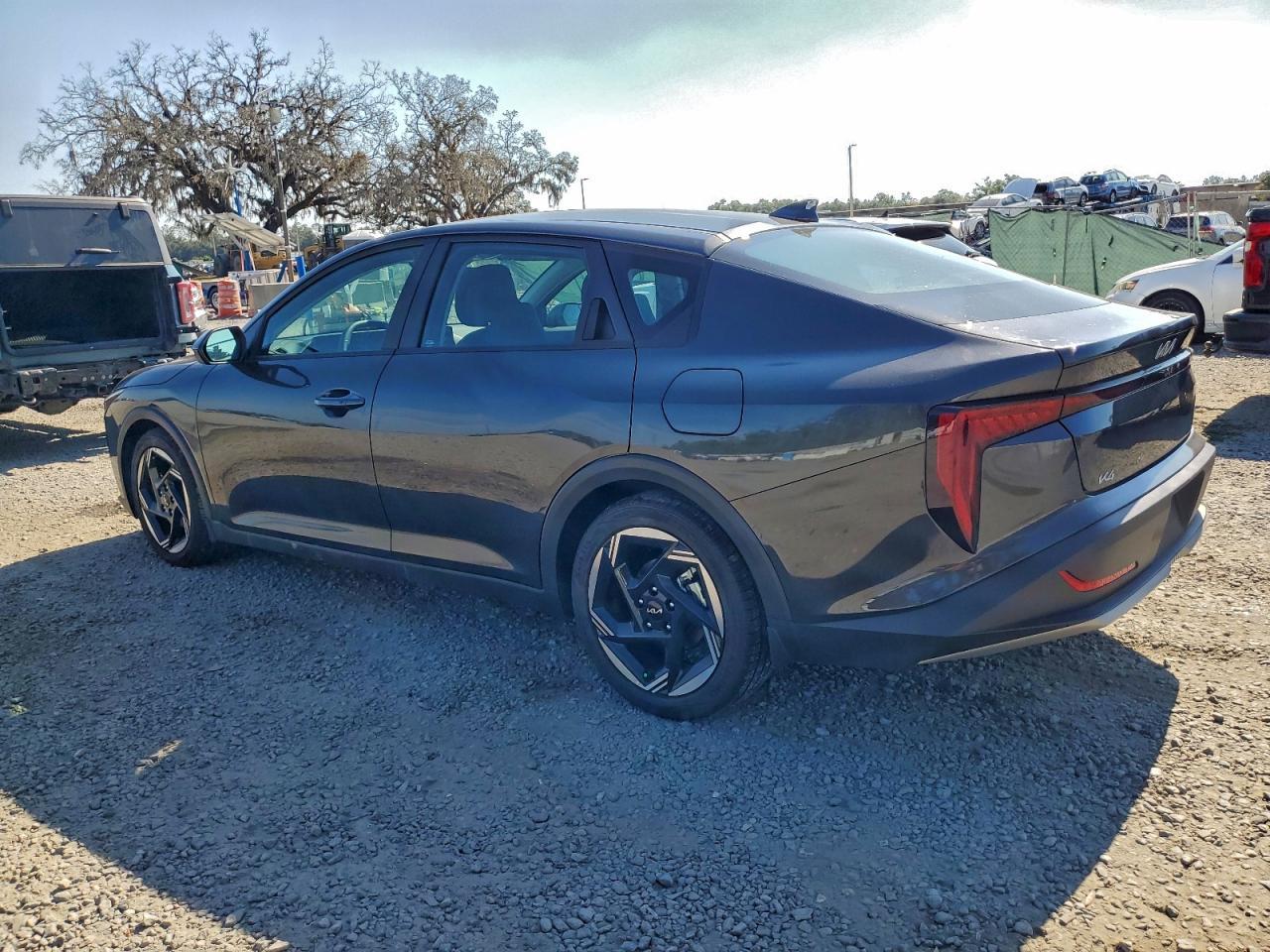 2025 KIA K4