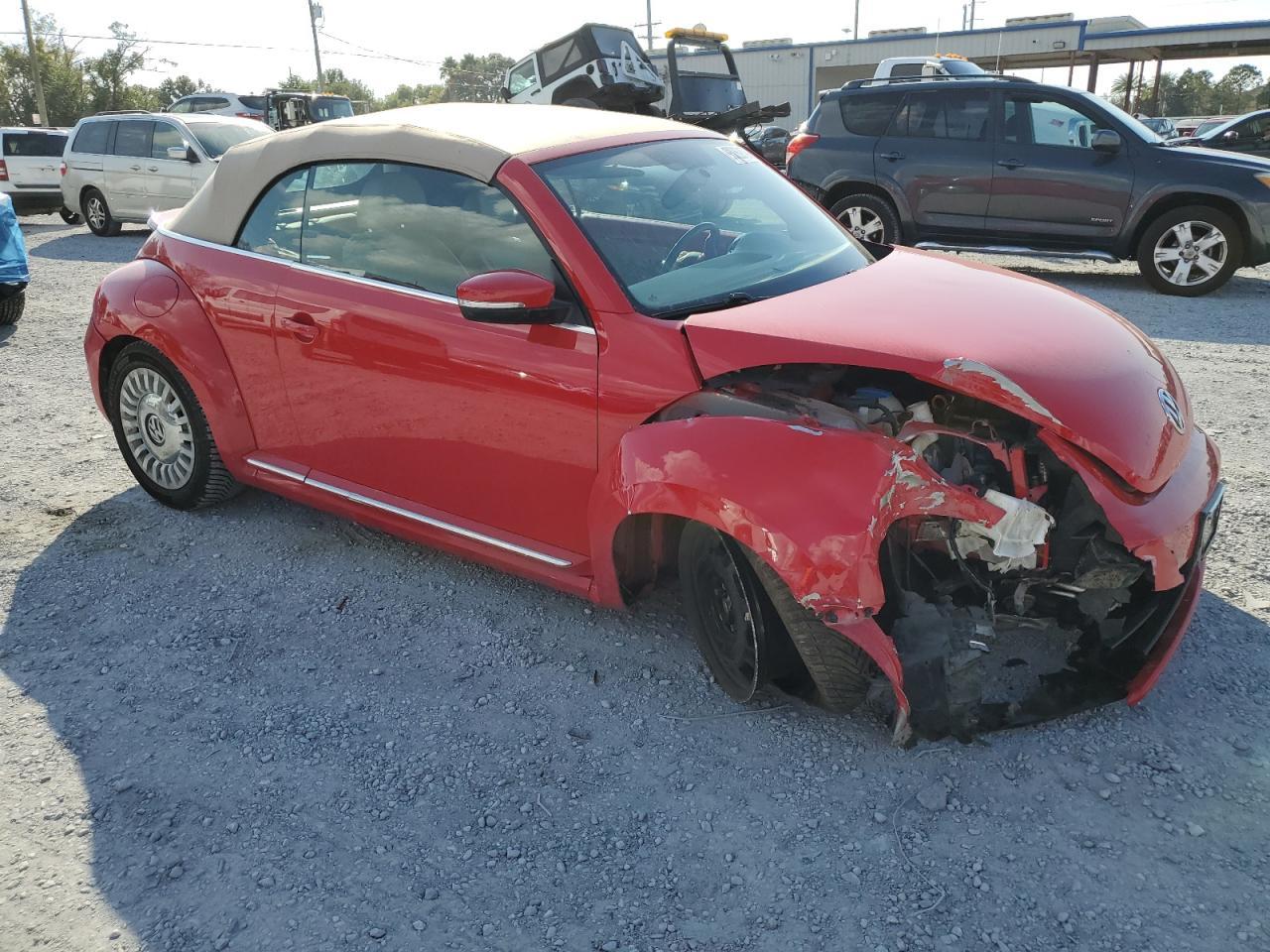 2015 VOLKSWAGEN Beetle