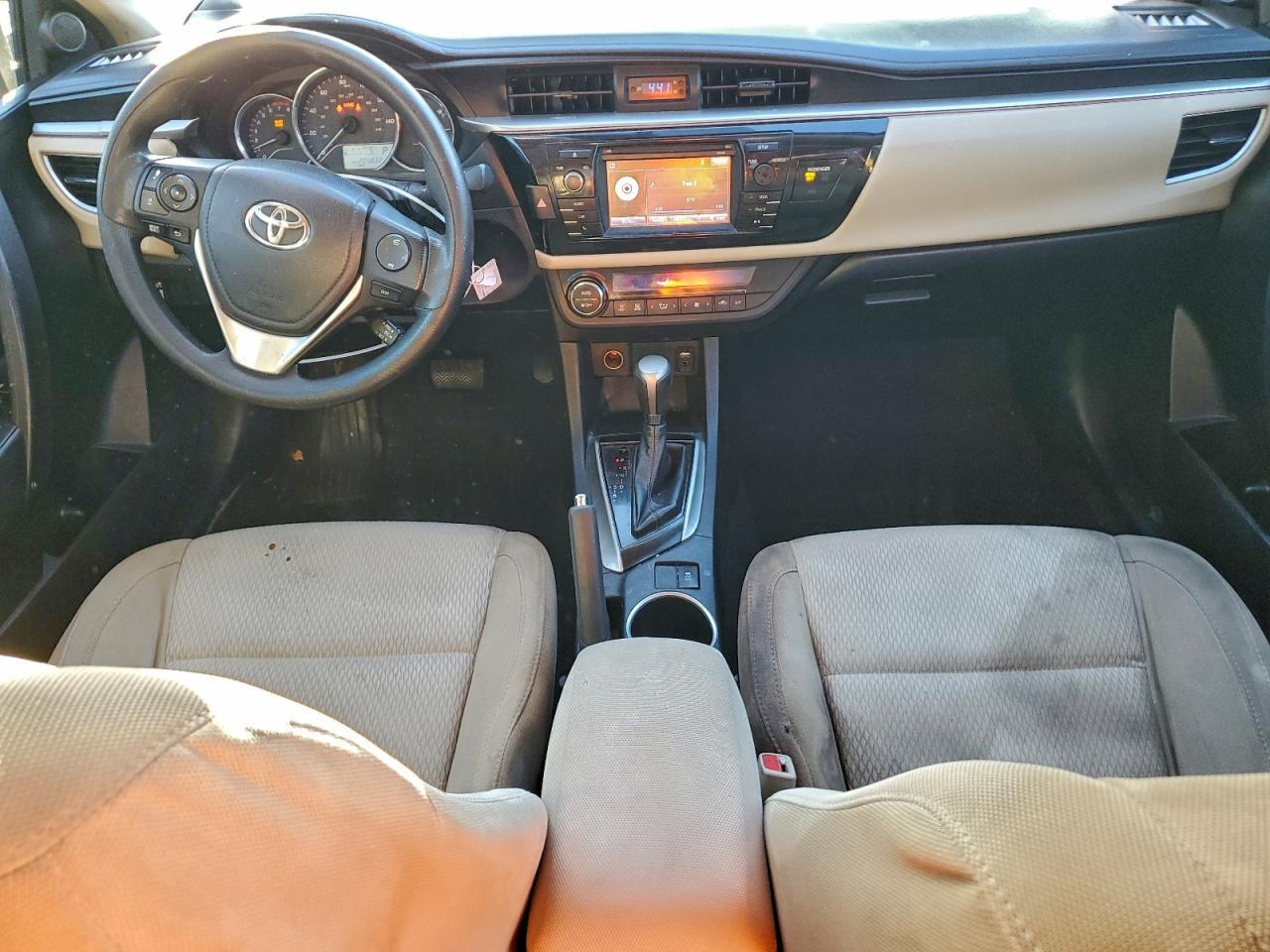 2015 TOYOTA COROLLA