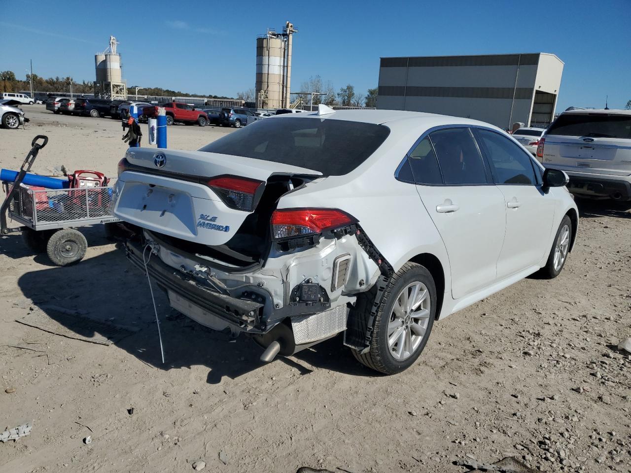 2023 TOYOTA COROLLA