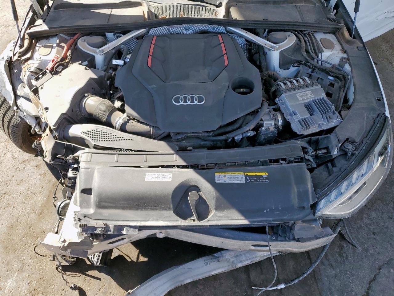 2022 AUDI S4