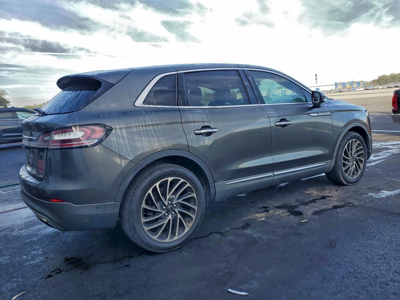 2019 LINCOLN Nautilus