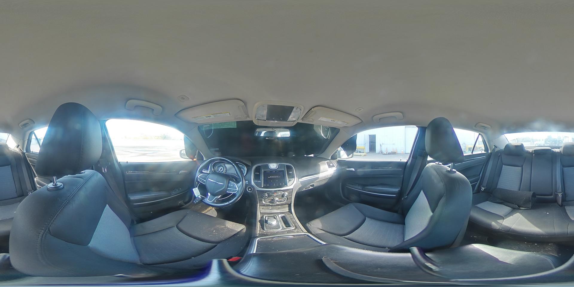 2019 CHRYSLER 300