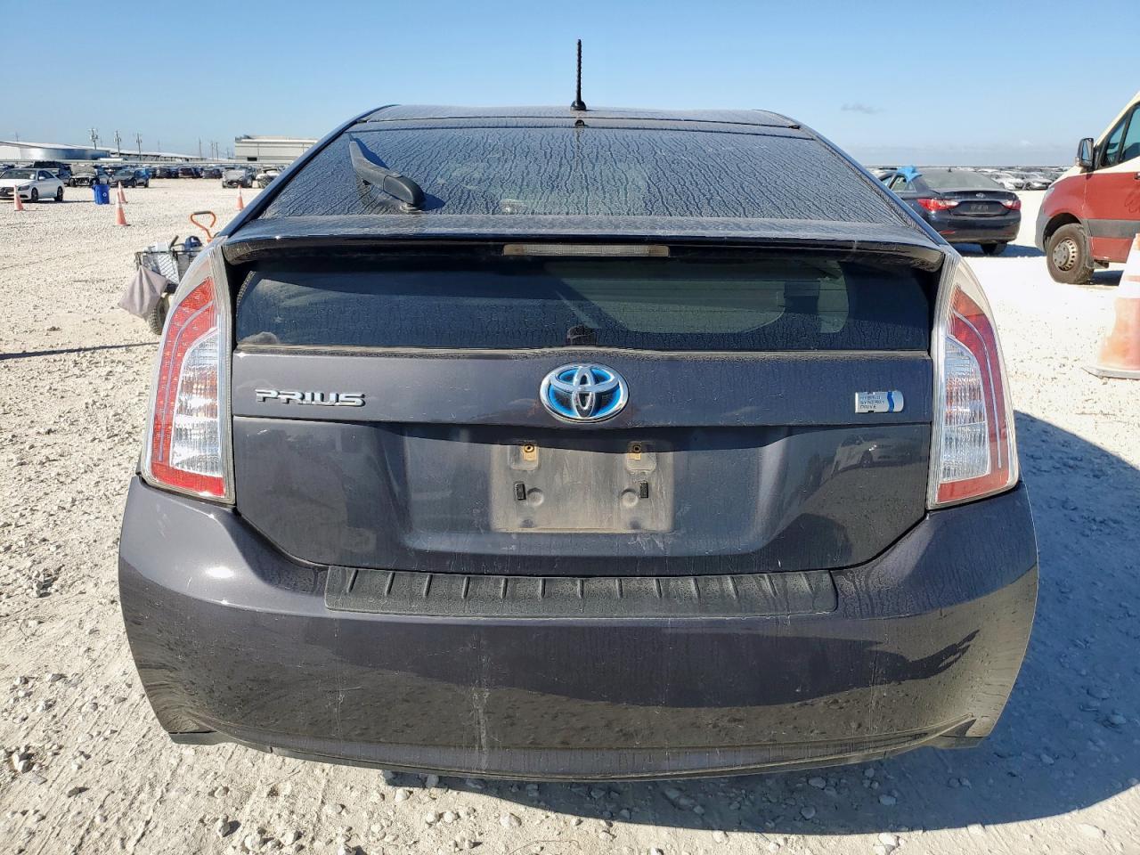 2013 TOYOTA PRIUS