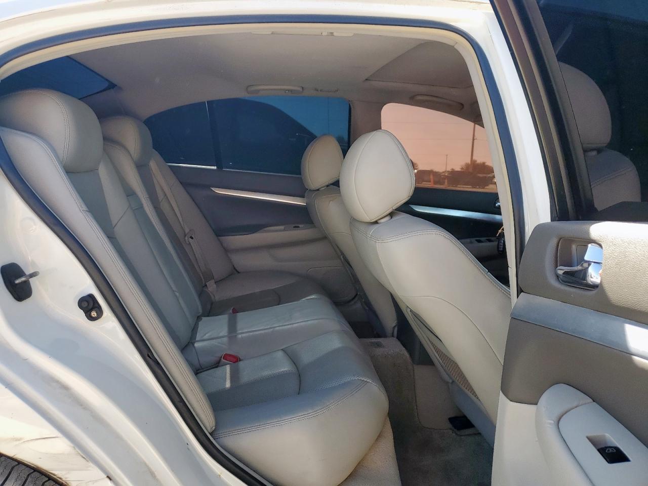 2010 INFINITI G37