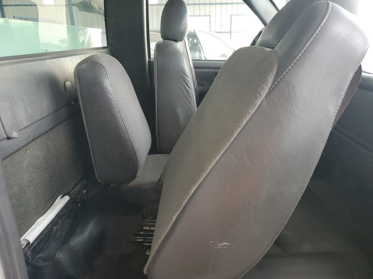 2004 CHEVROLET Silverado