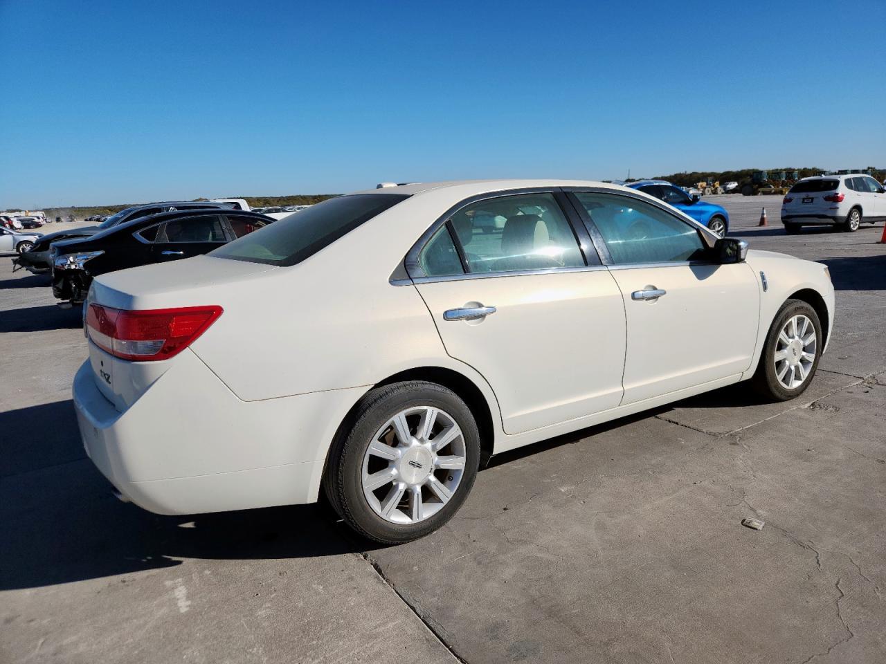2012 LINCOLN MKZ
