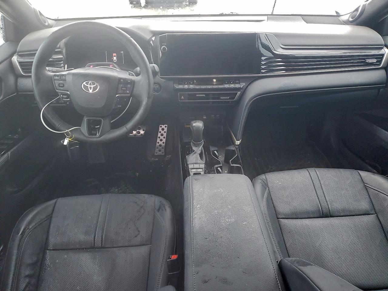 2025 TOYOTA CAMRY