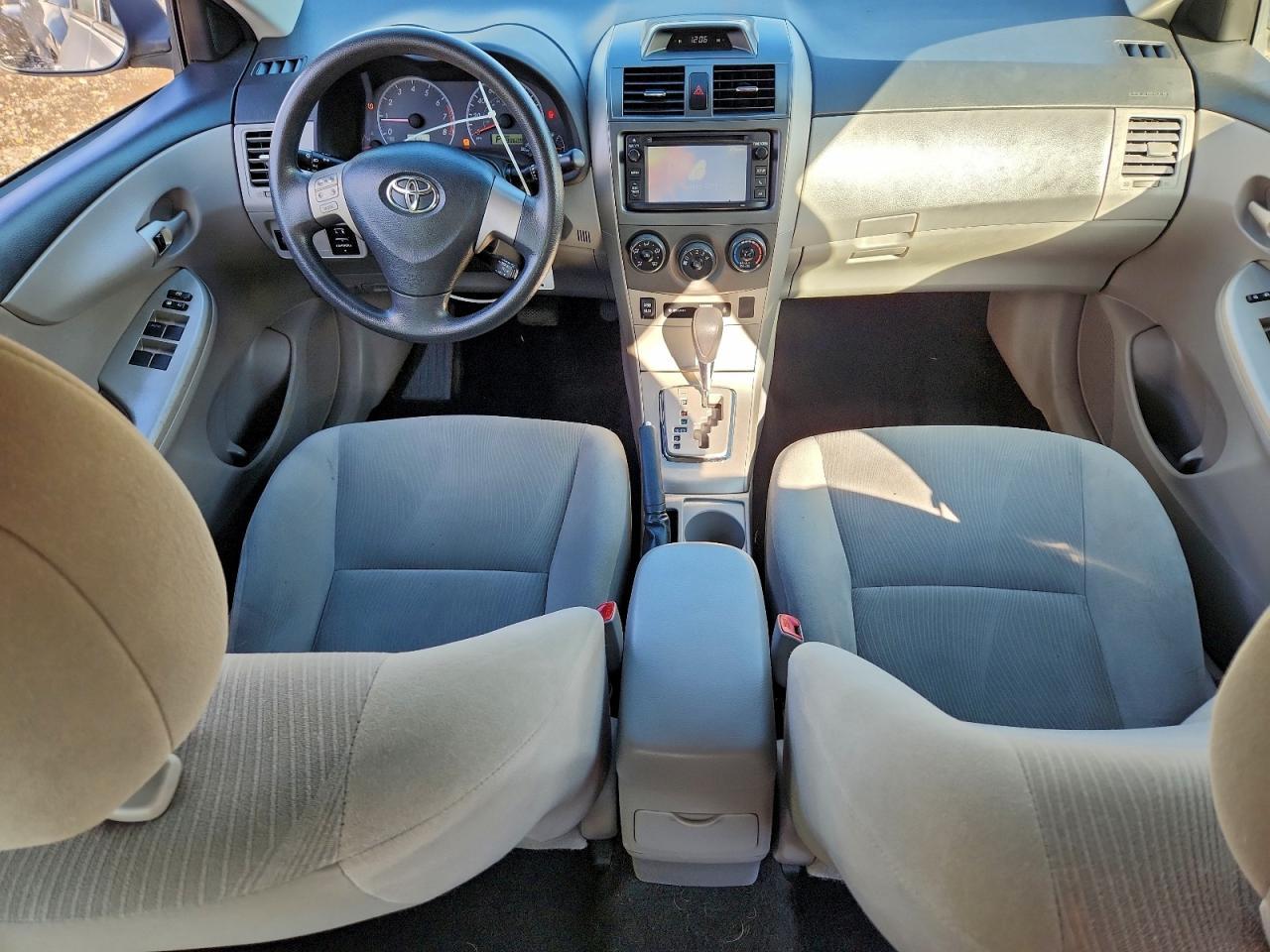 2013 TOYOTA COROLLA
