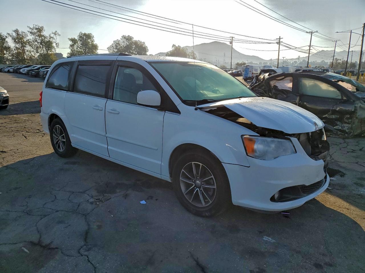 2017 DODGE GRAND CARAVAN