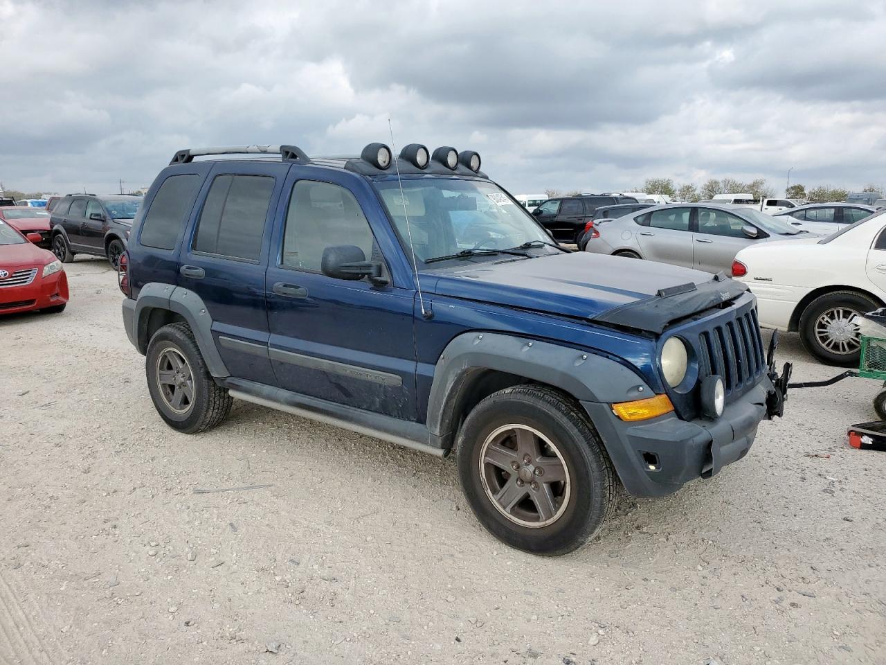 2005 JEEP Liberty