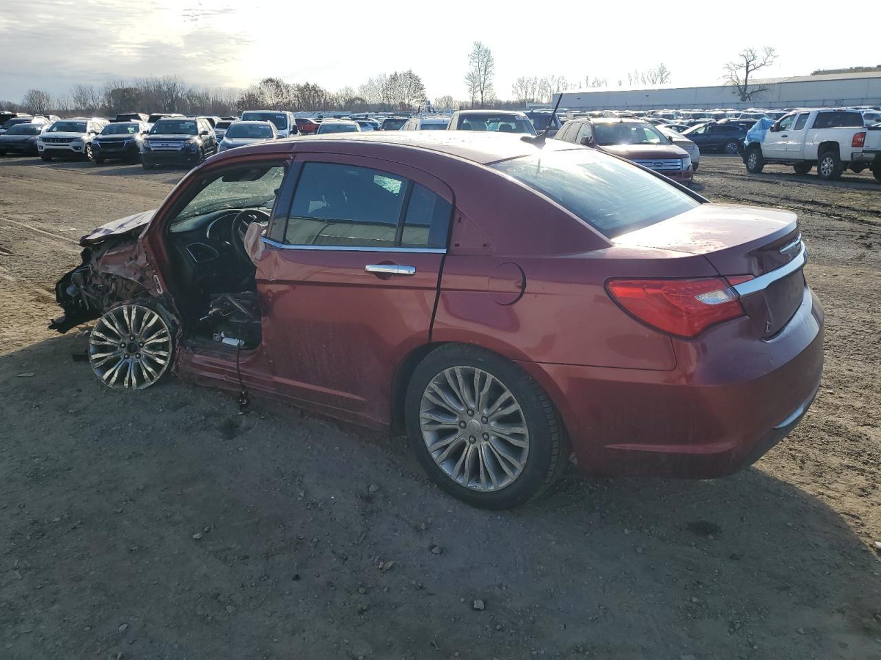 2013 CHRYSLER 200