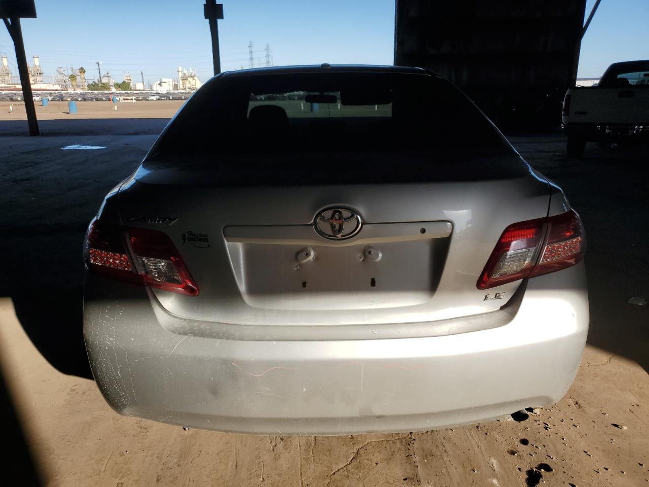 2011 TOYOTA CAMRY