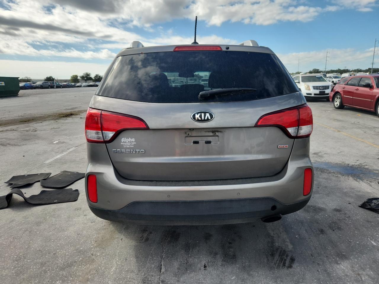 2015 KIA SORENTO