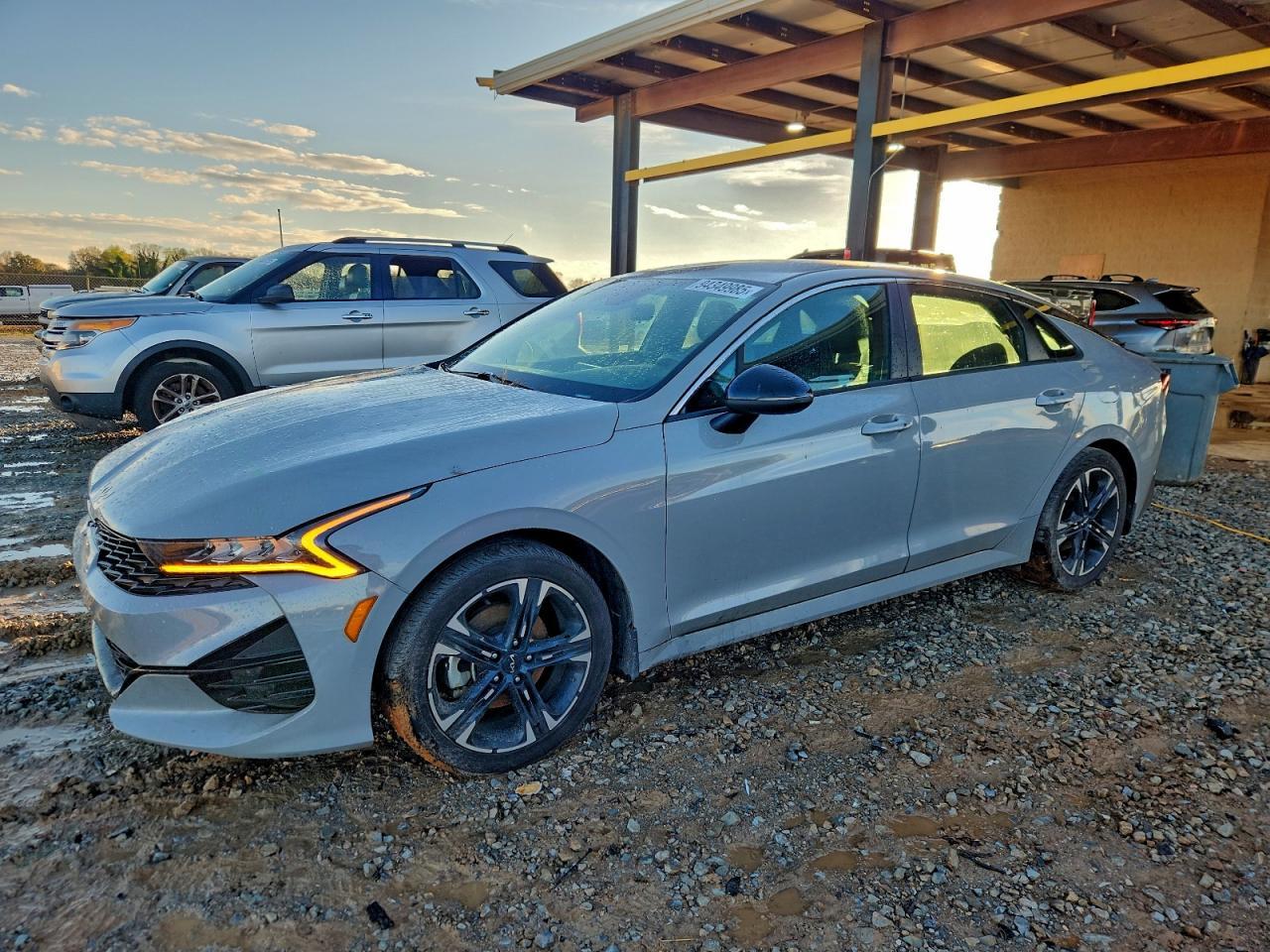 2022 KIA K5