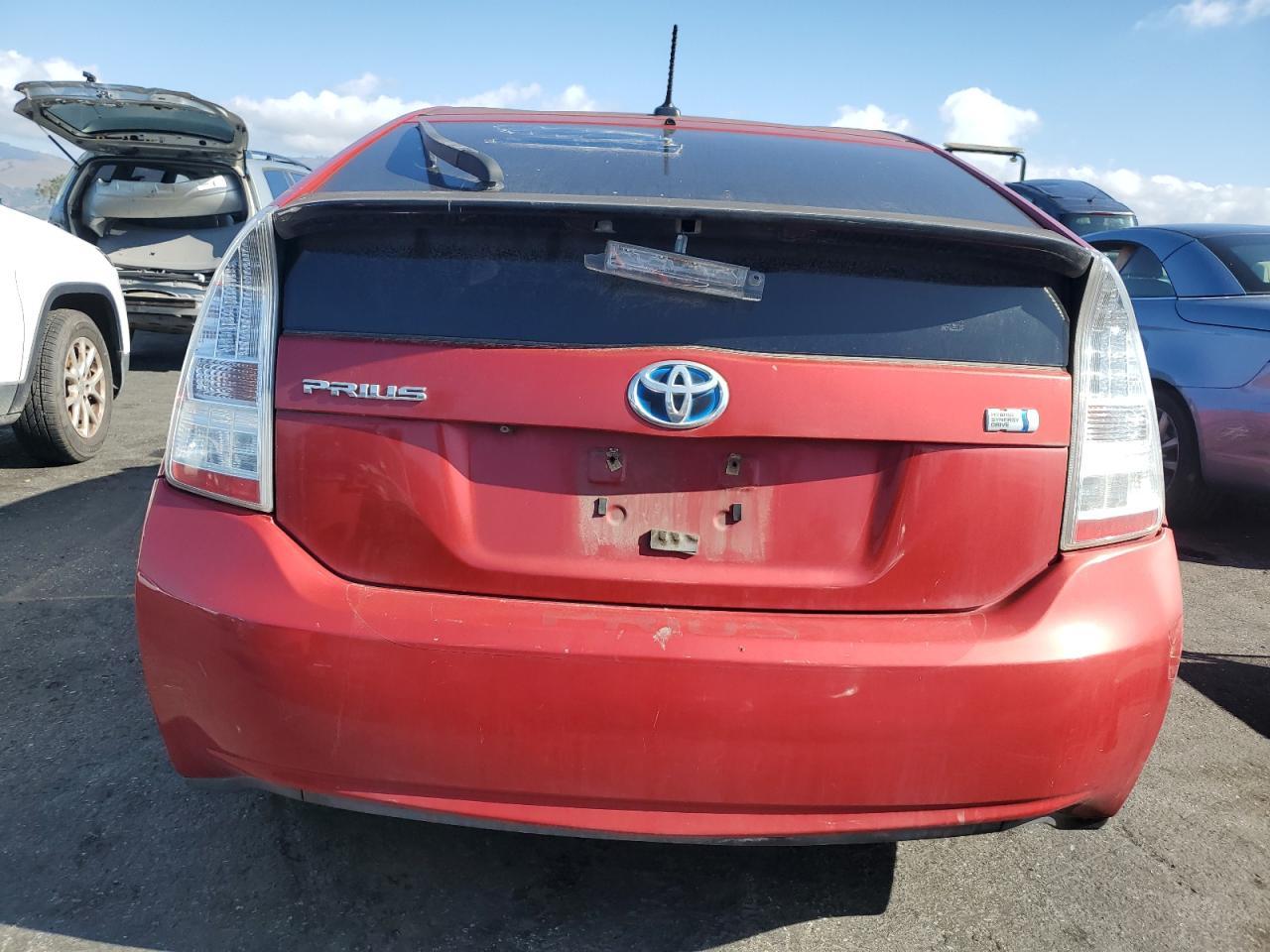 2011 TOYOTA PRIUS