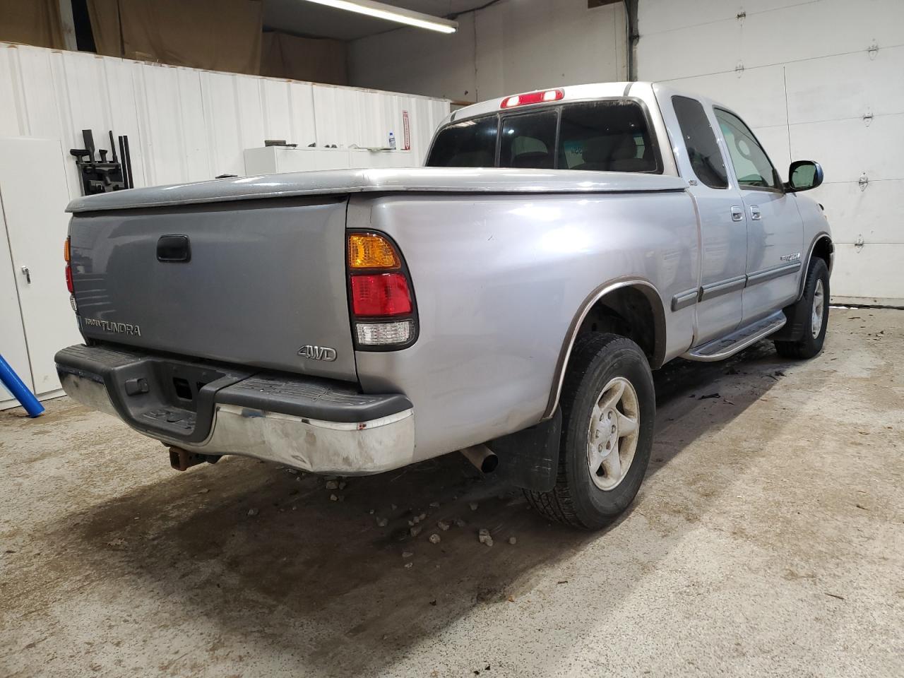 2001 TOYOTA TUNDRA