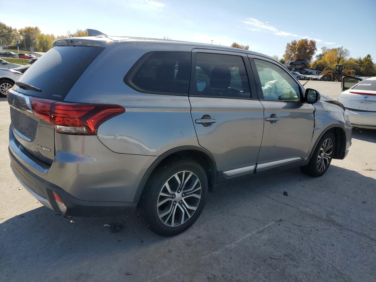 2018 MITSUBISHI outlander