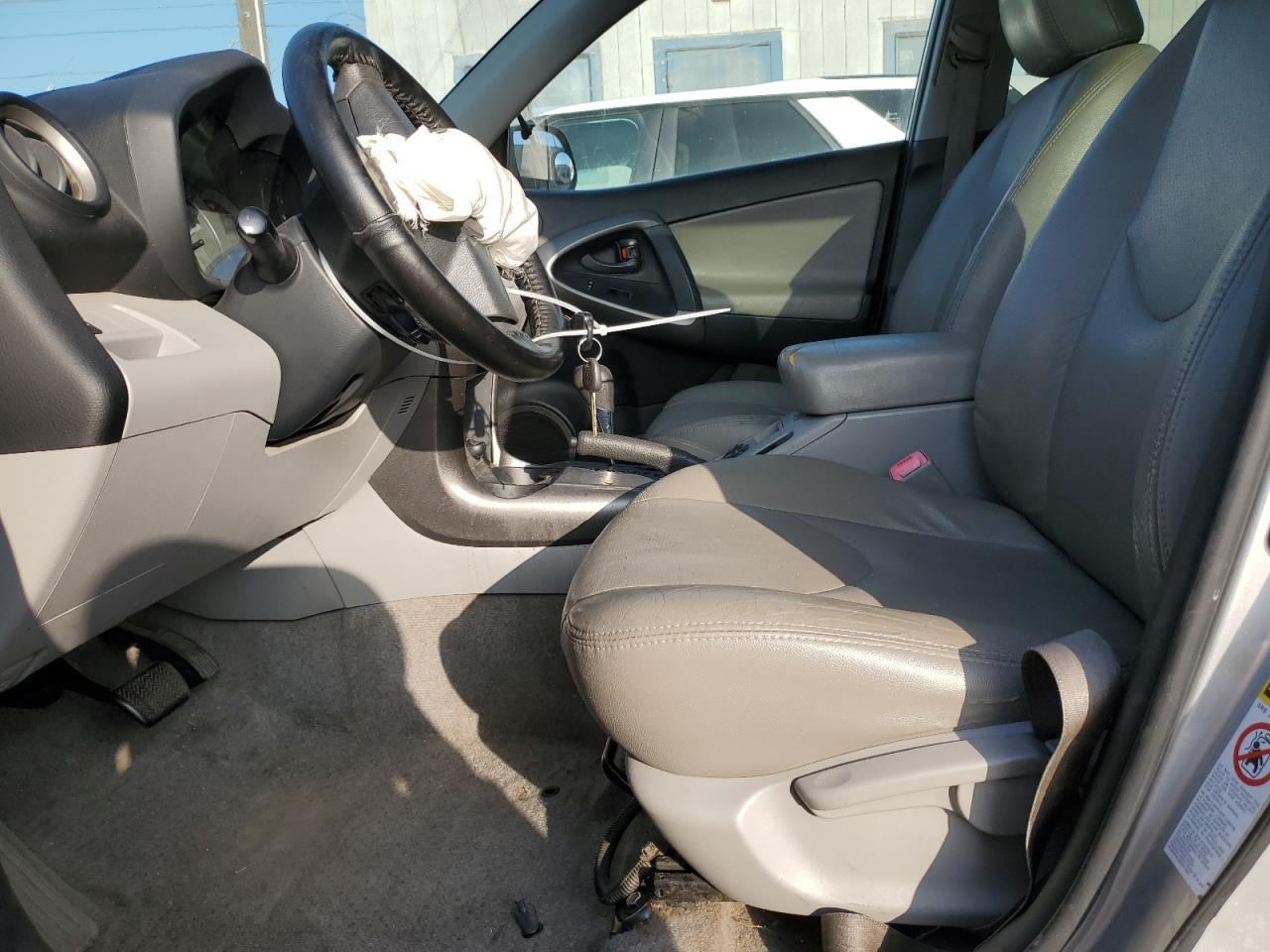 2009 TOYOTA RAV4