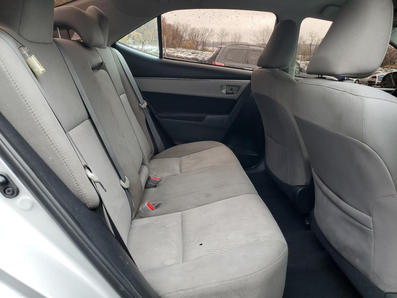 2015 TOYOTA COROLLA