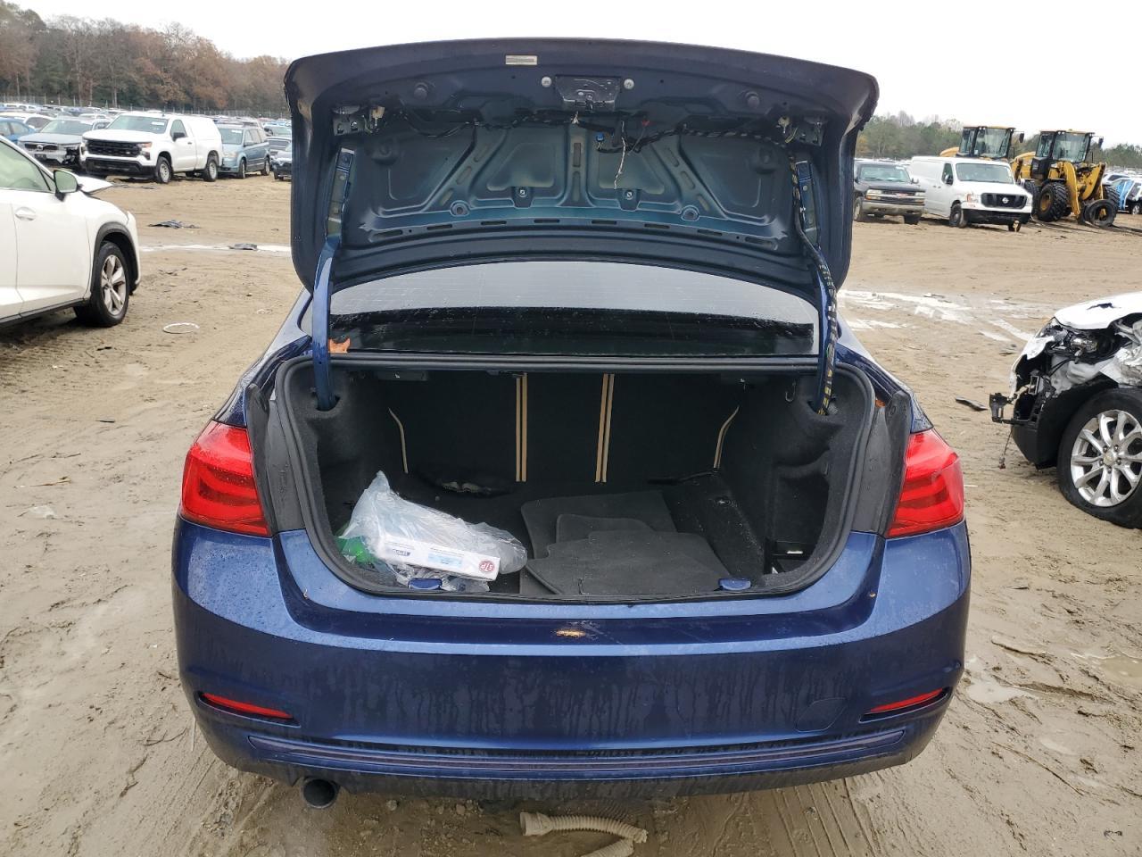 2018 BMW 3 SERIES
