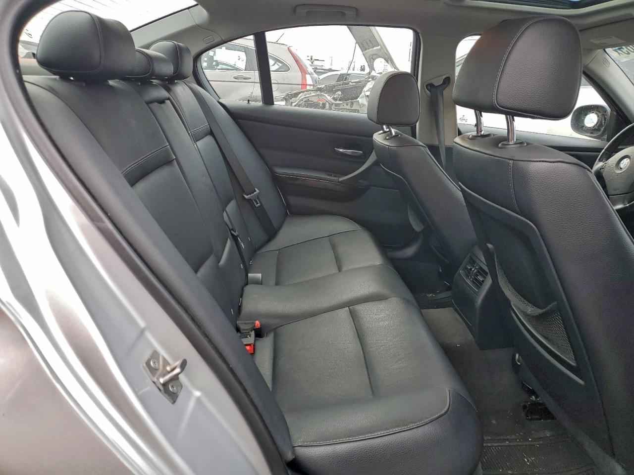 2009 BMW 3 SERIES