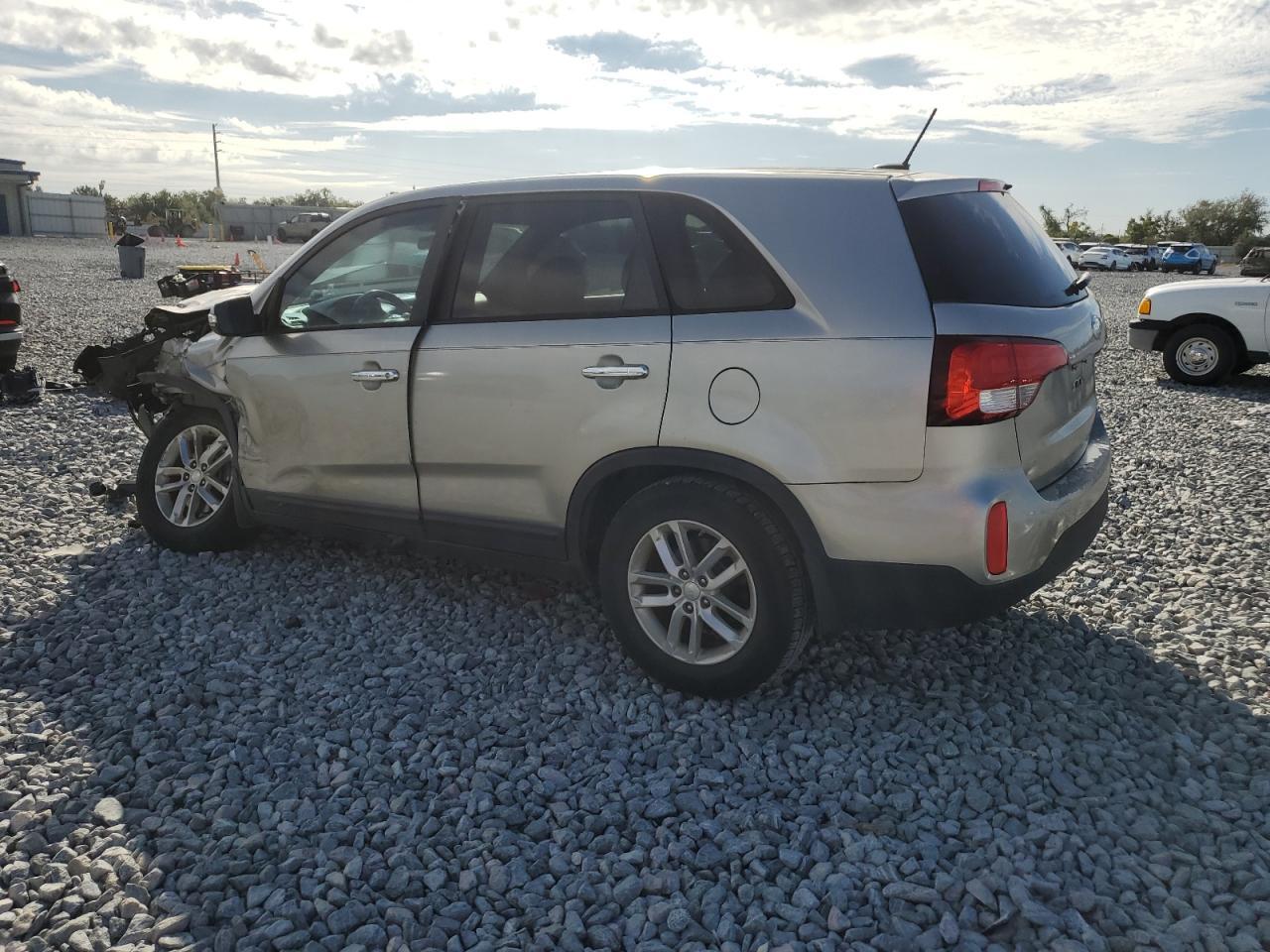 2015 KIA SORENTO