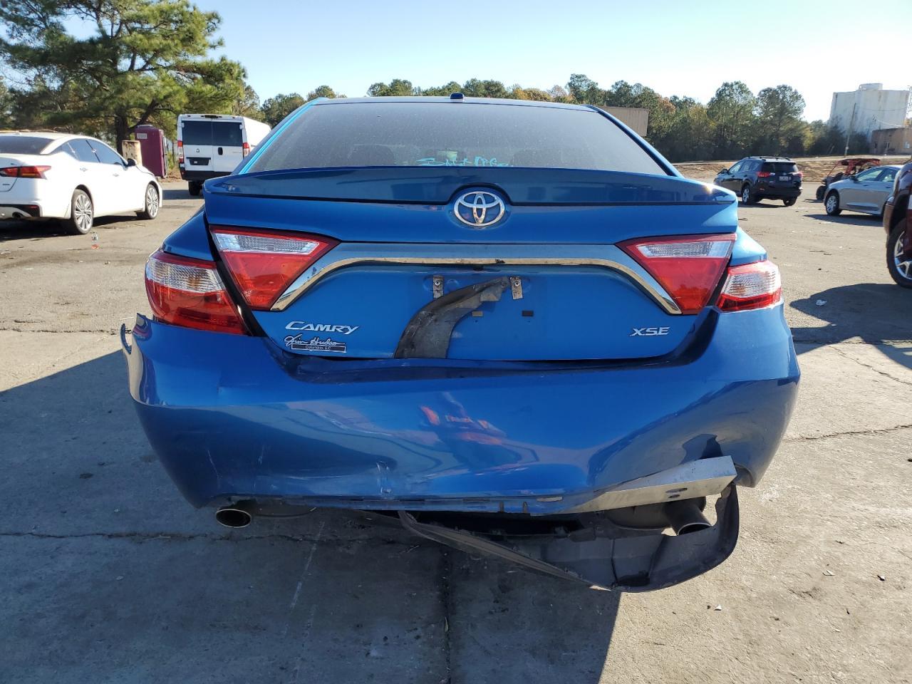 2017 TOYOTA CAMRY